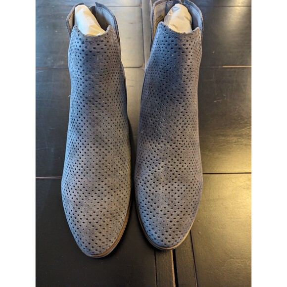 Crown Vintage Gray Suede Leather Slip On Ankle Boots Women's 9.5 NWOT - Picture 5 of 9